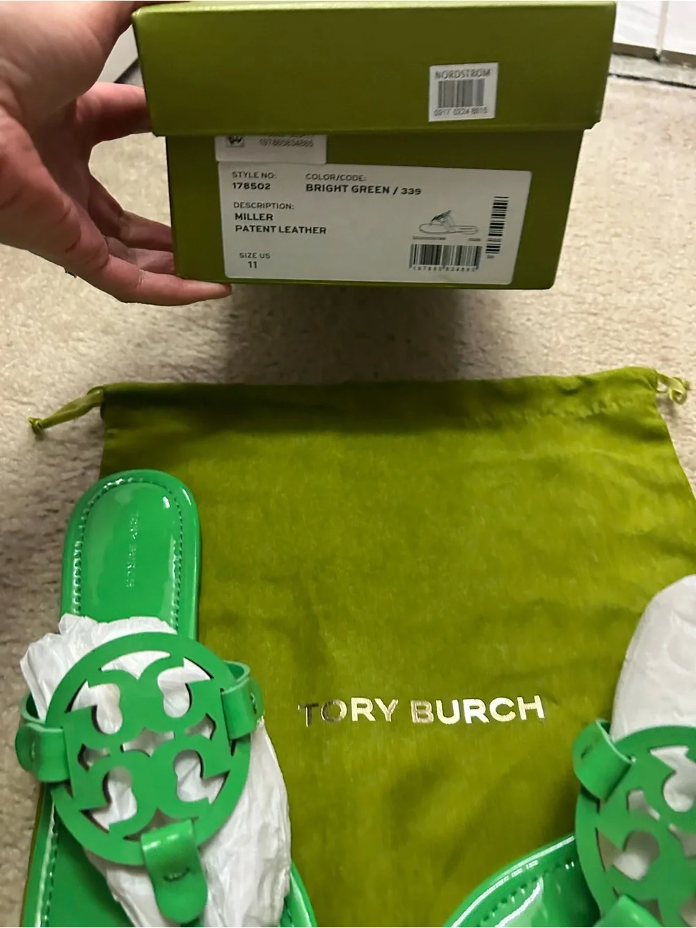 NWT TORY BURCH MILLER patent leather sandals in GORGEOUS green.